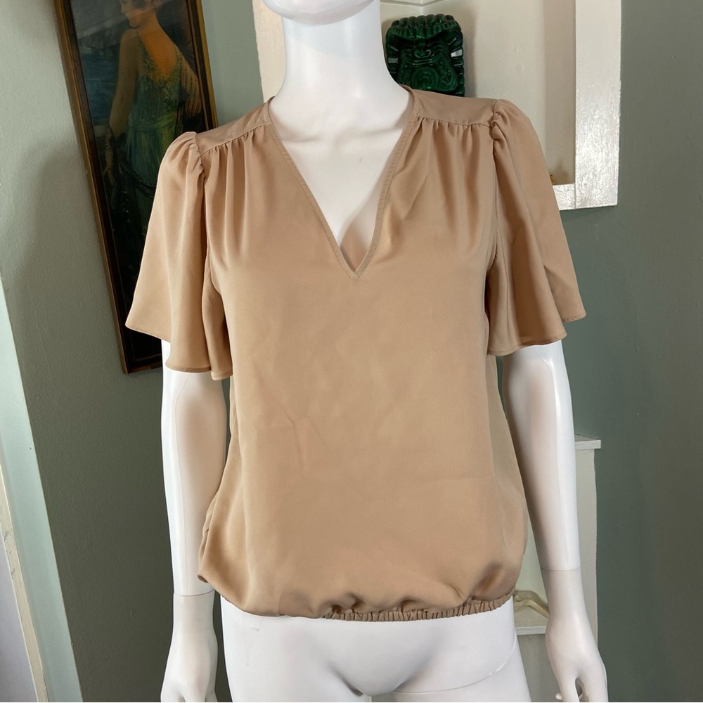 Express Tan Nude V-Neck Flutter Sleeve Blouse Blouson Top Shirt Small S